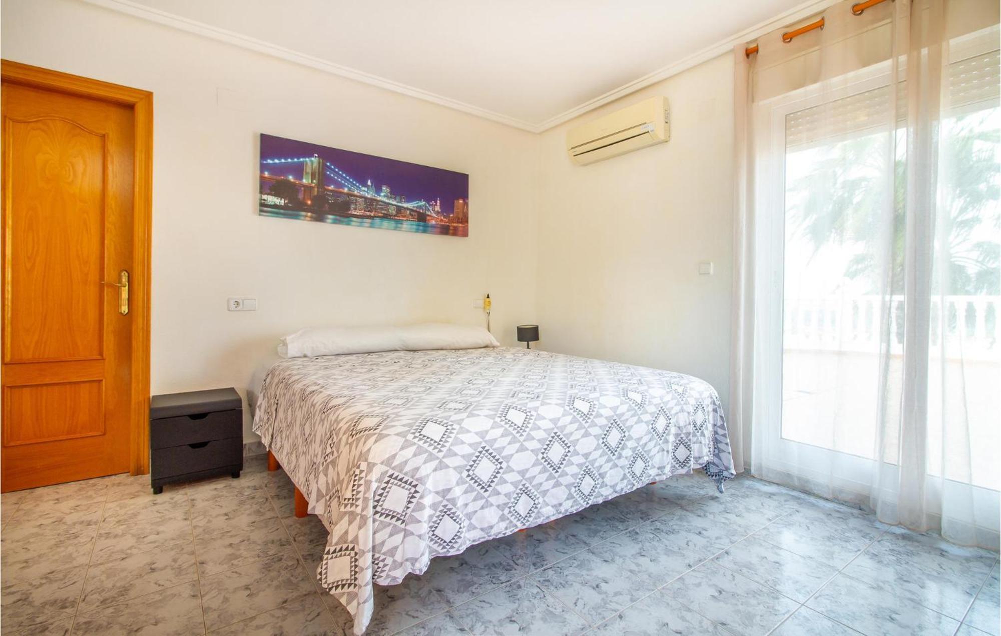 Beautiful Home In Gran Alacant With Kitchen Santa Pola Exterior photo