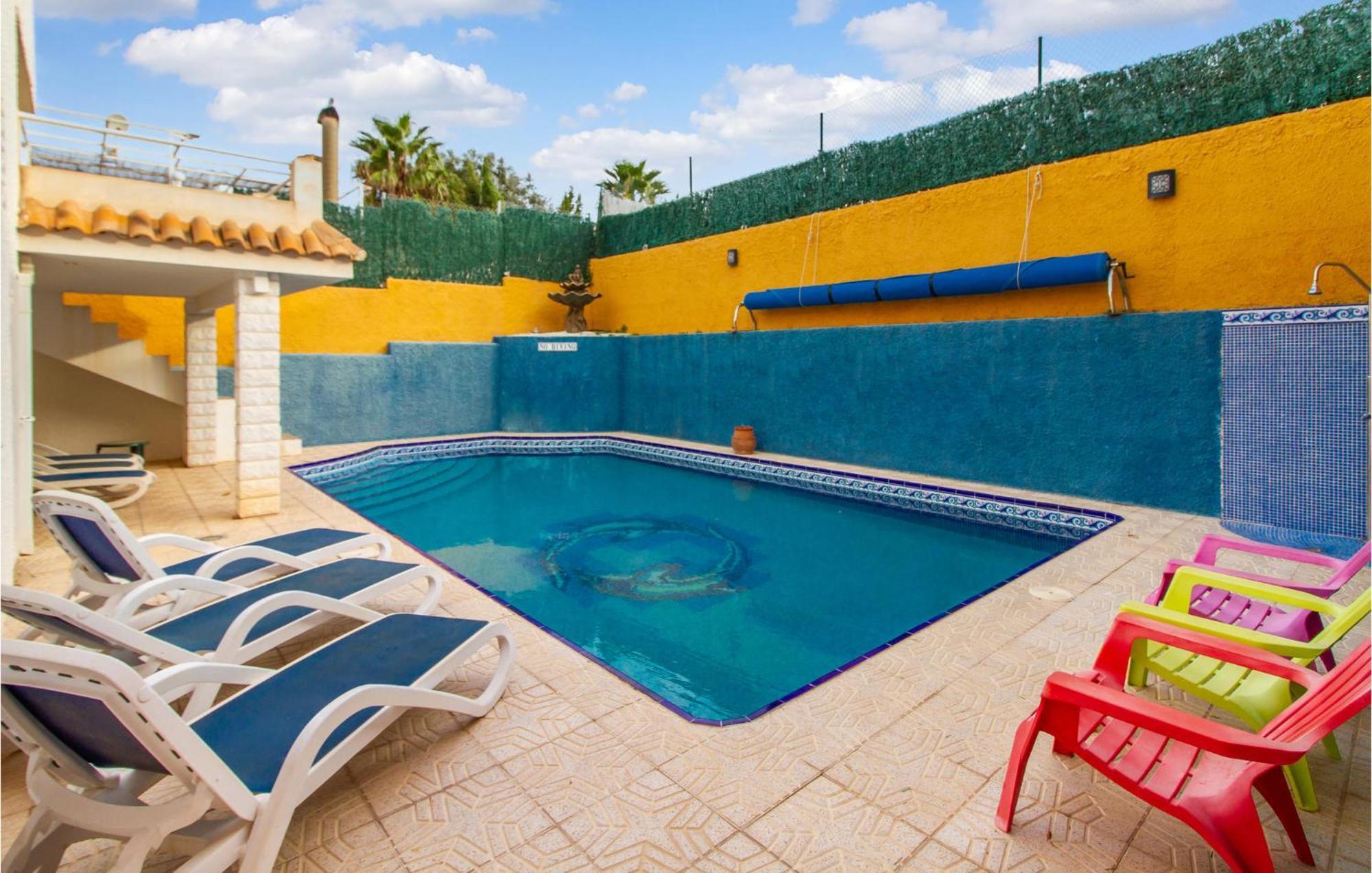 Beautiful Home In Gran Alacant With Kitchen Santa Pola Exterior photo